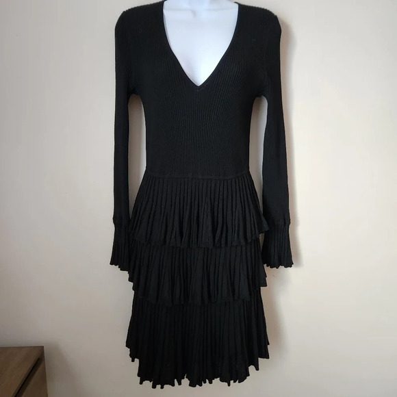 DVF | Sharlynn Wool Blend Tiered Ruffle Bell Long Sleeve Mini Dress - Size M - Picture 2 of 10